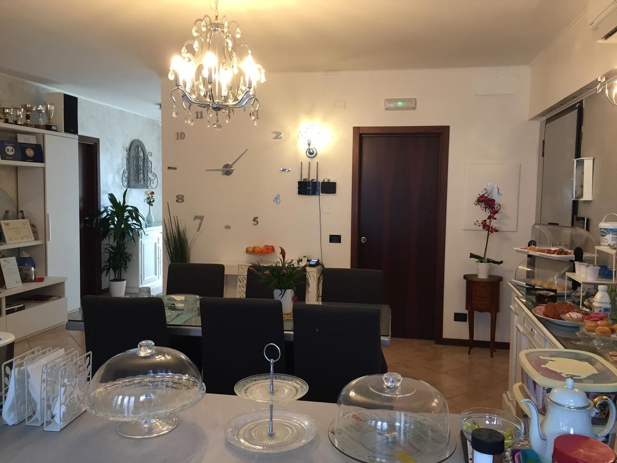 ديسينسانو ديل غاردا B&B Garda 4U المظهر الخارجي الصورة