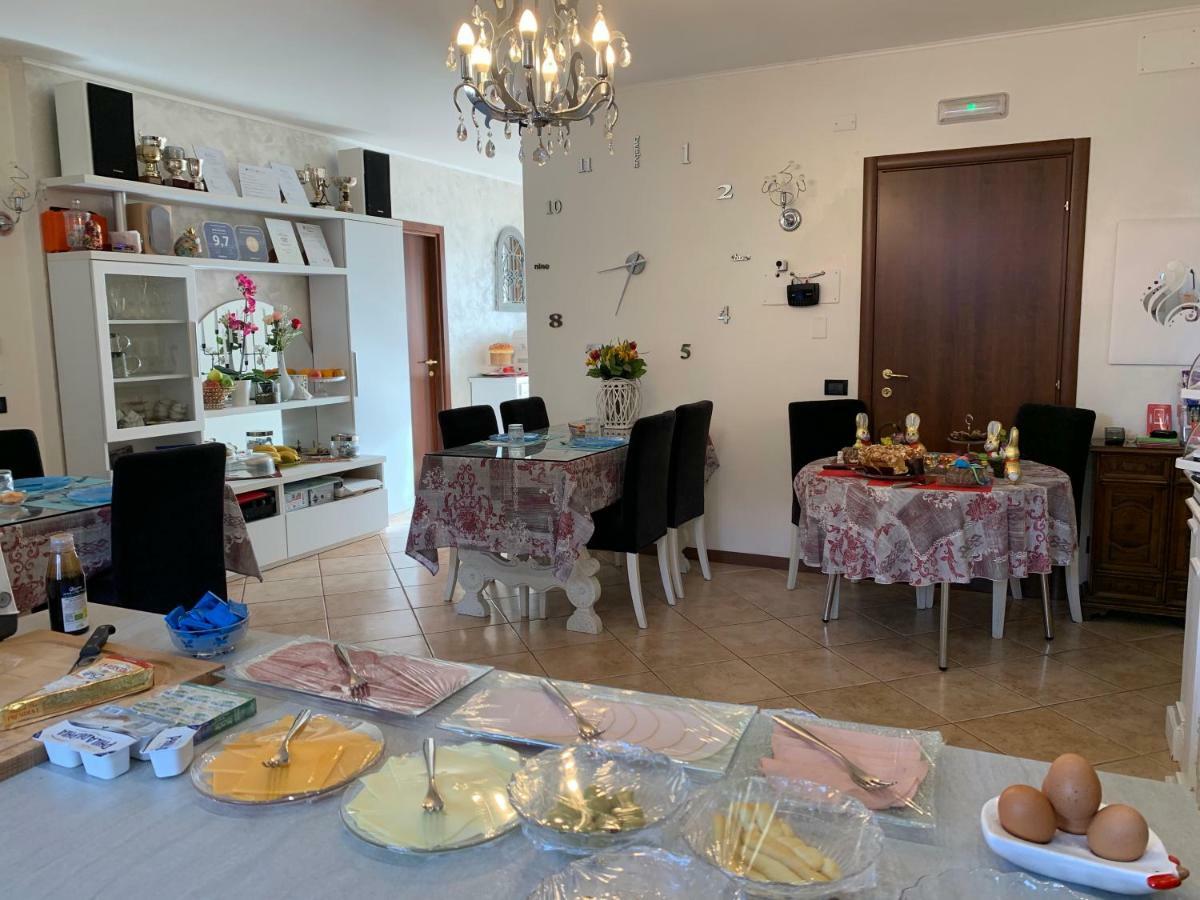 ديسينسانو ديل غاردا B&B Garda 4U المظهر الخارجي الصورة