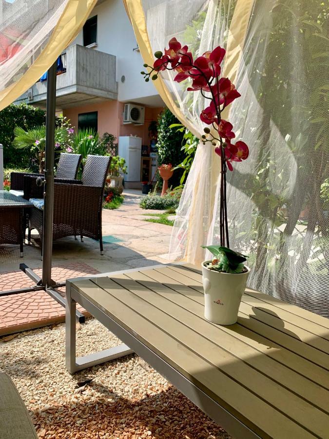 ديسينسانو ديل غاردا B&B Garda 4U المظهر الخارجي الصورة